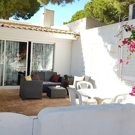 Moradia Muito Acolhedora Holiday home Albufeira